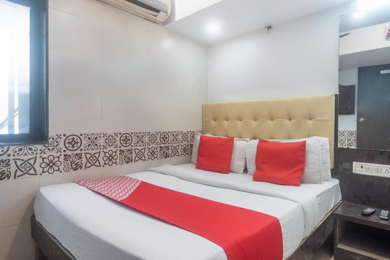 Oyo 49867 Hotel Kalpana Residency Bombaim Exterior foto