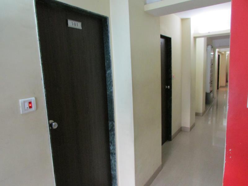 Oyo 49867 Hotel Kalpana Residency Bombaim Exterior foto